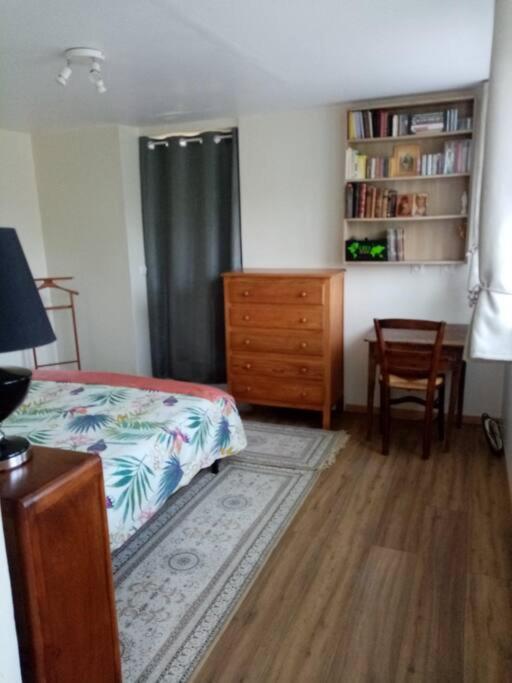 Chalet Pour Deux Personnes Saint-Pierre-du-Lorouer ภายนอก รูปภาพ